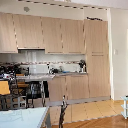 With Balcony-6 Minutes From The Railway Apartamento Lausana